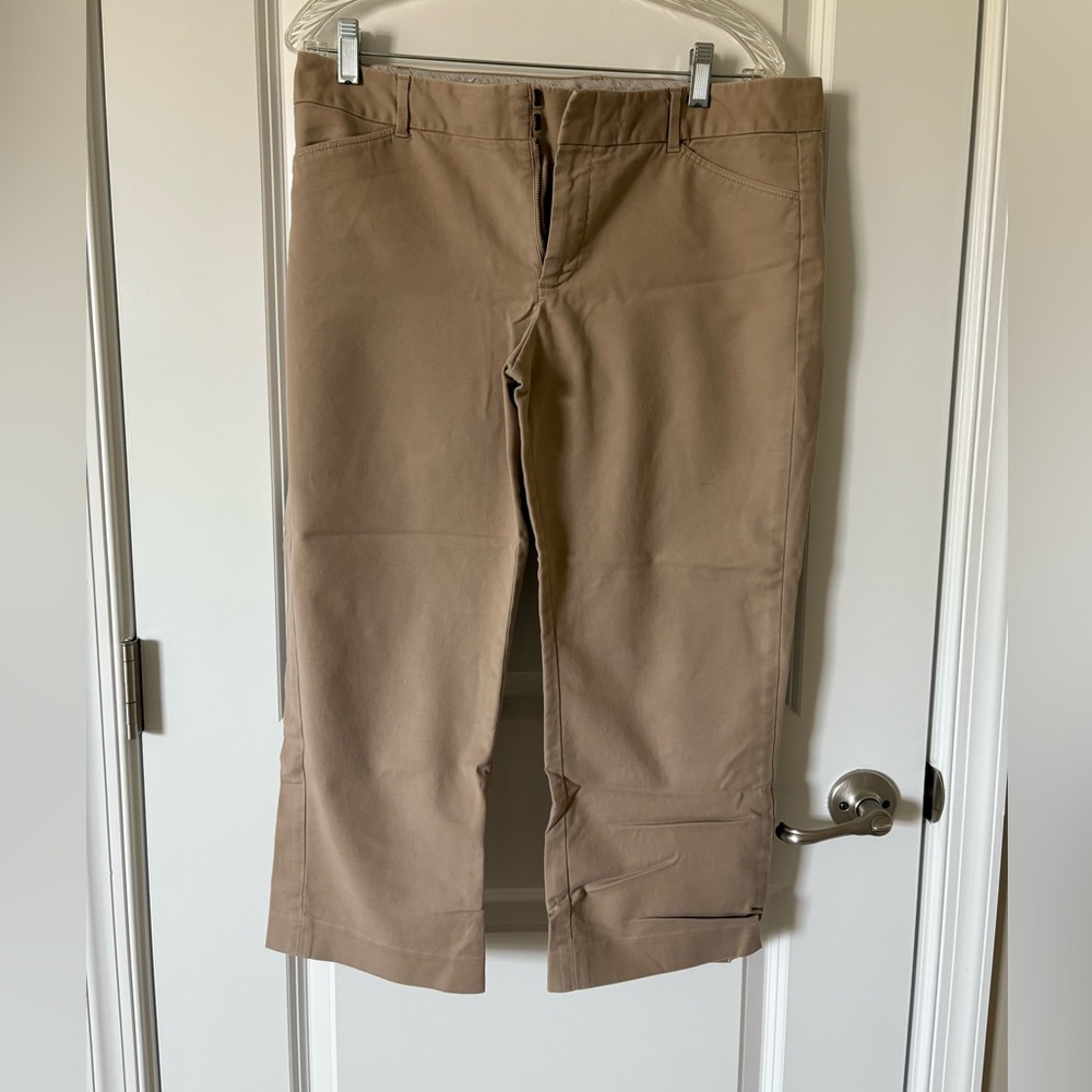Women’s cropped khaki tan pant gap straight size 12 stretch